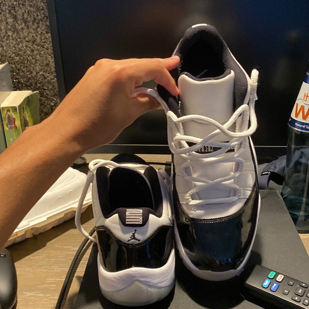 Air Jordan 11 retro Low “concord “ - Picture 5 of 10